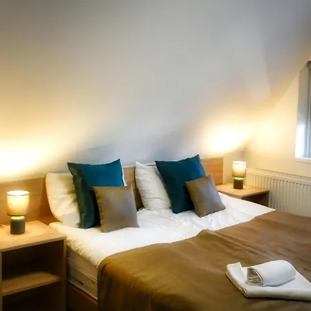 Hevizi Topark Panzio 3*