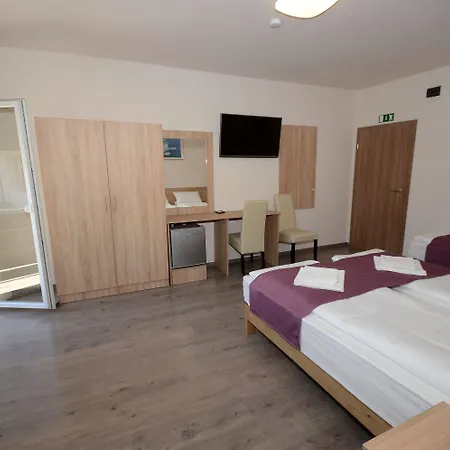 Bed & Breakfast Hevizi Topark Panzio