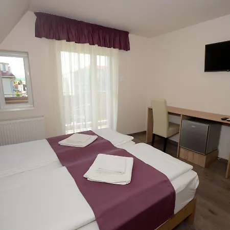 Hevizi Topark Panzio Bed & Breakfast