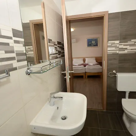 Hevizi Topark Panzio فندق مبيت وإفطار