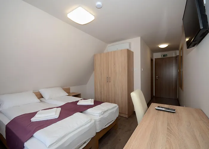 Bed & Breakfast Hevizi Topark Panzio